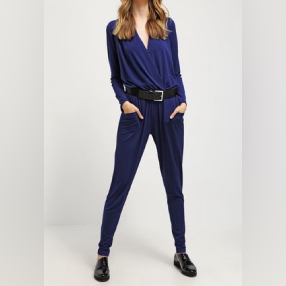 Michael Kors Elegant Navy Jumpsuit